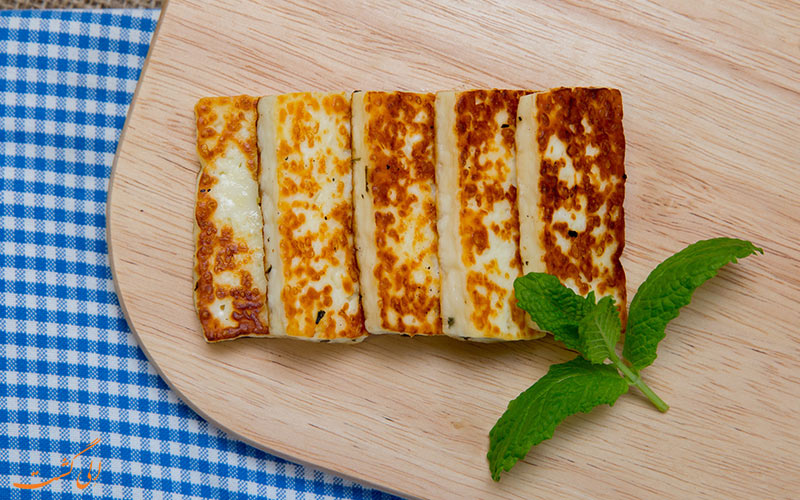 هالومی