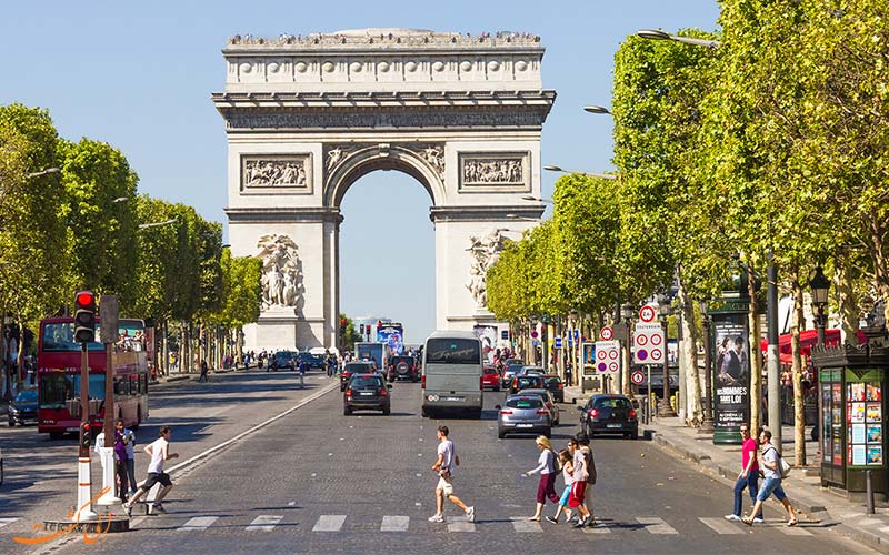 نکات سفر به پاریس - زبان فرانسوی