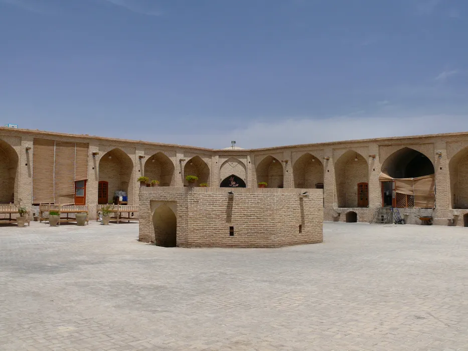 کاروانسرای شاه عباسی