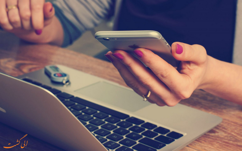 تنها سفر کردن خانم ها تنها سفر کردن خانم ها