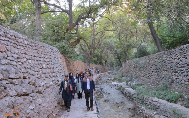 روستای زیبای اخلمد