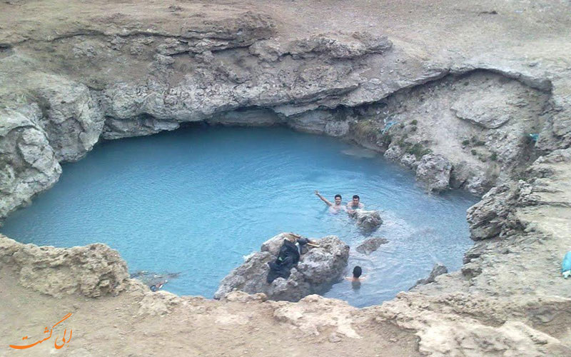 سرخ-آباد سرخ-آباد