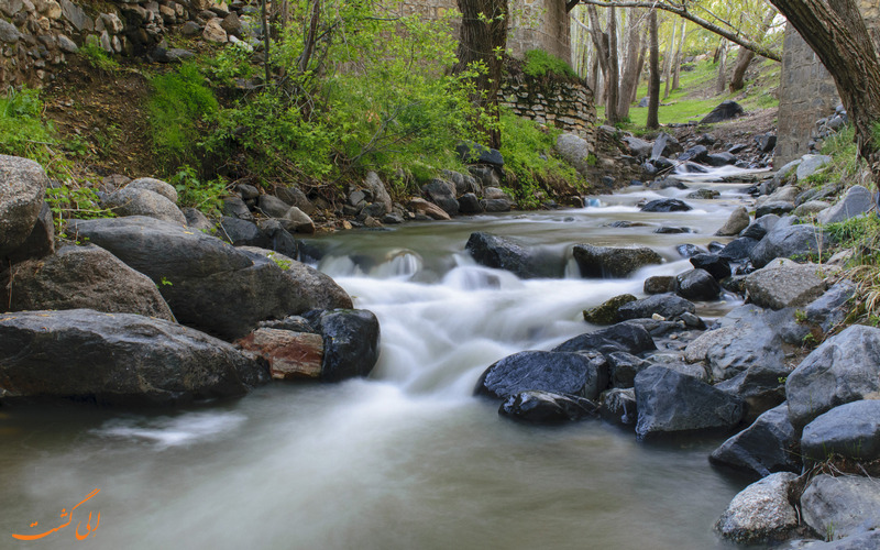 رودخانه گنج نامه - راهنمای سفر به همدان رودخانه گنج نامه - راهنمای سفر به همدان