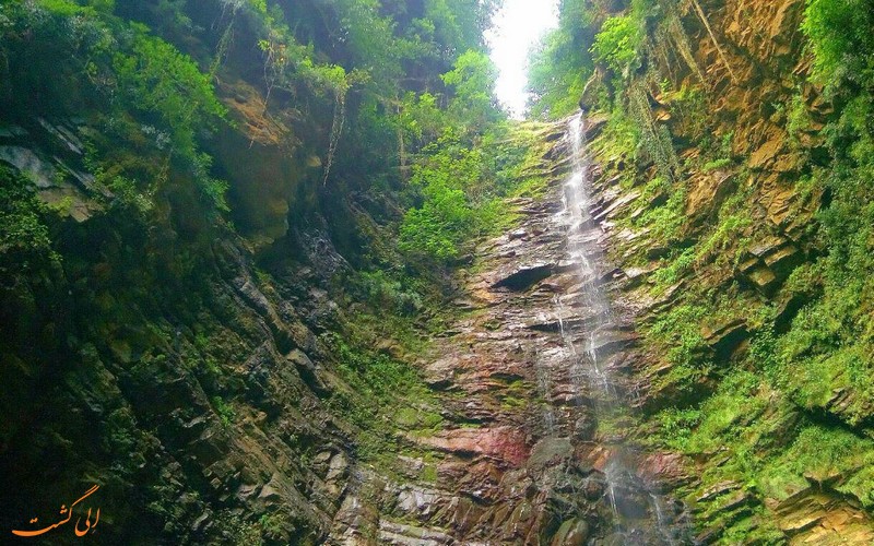 آبشار زیبای گزو