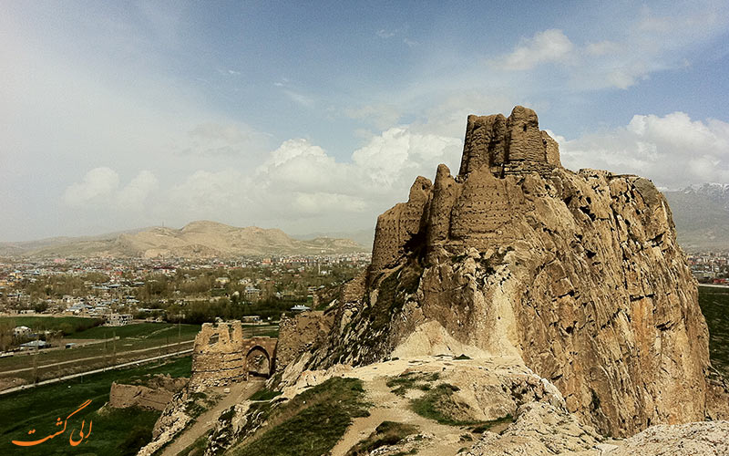 قلعه وان قلعه وان