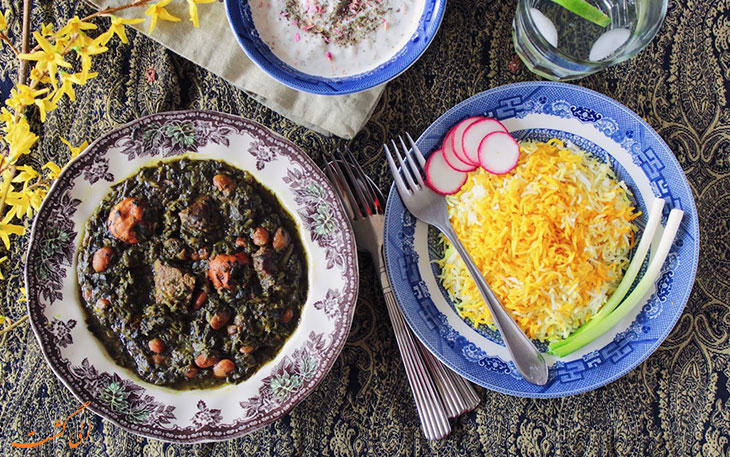 غذای ایرانی خوشمزه یعنی خورش قرمه سبزی
