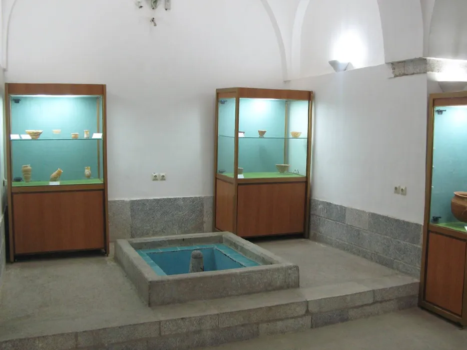 موزه باستان شناسی شهرکرد