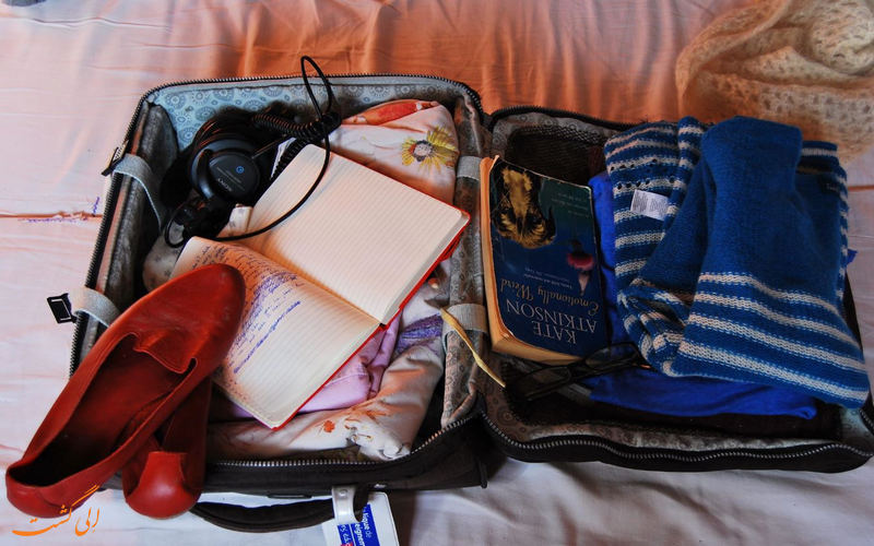 بستن چمدان مسافرتی