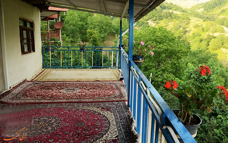 خانه خاک پیرزن در روستای خاک پیرزن خانه خاک پیرزن در روستای خاک پیرزن
