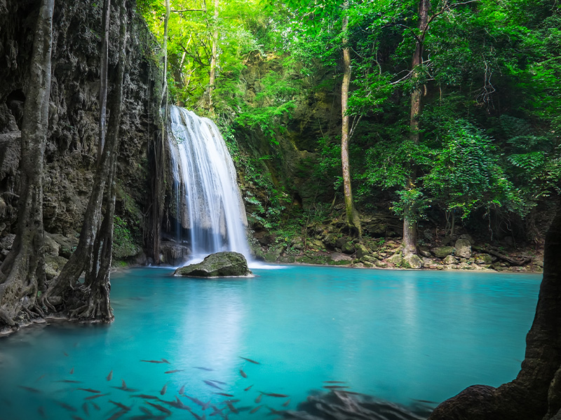 آبشار اروان از جاذبه های طبیعی تایلند - پارسا گشت