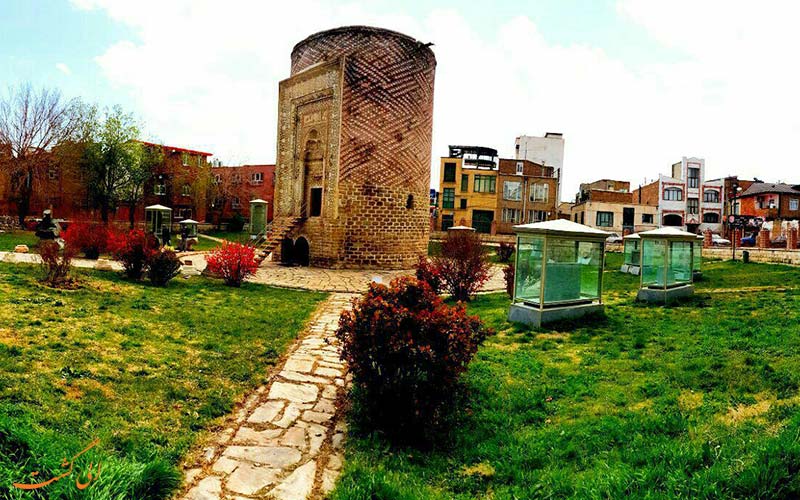 برج سه گنبد در ارومیه