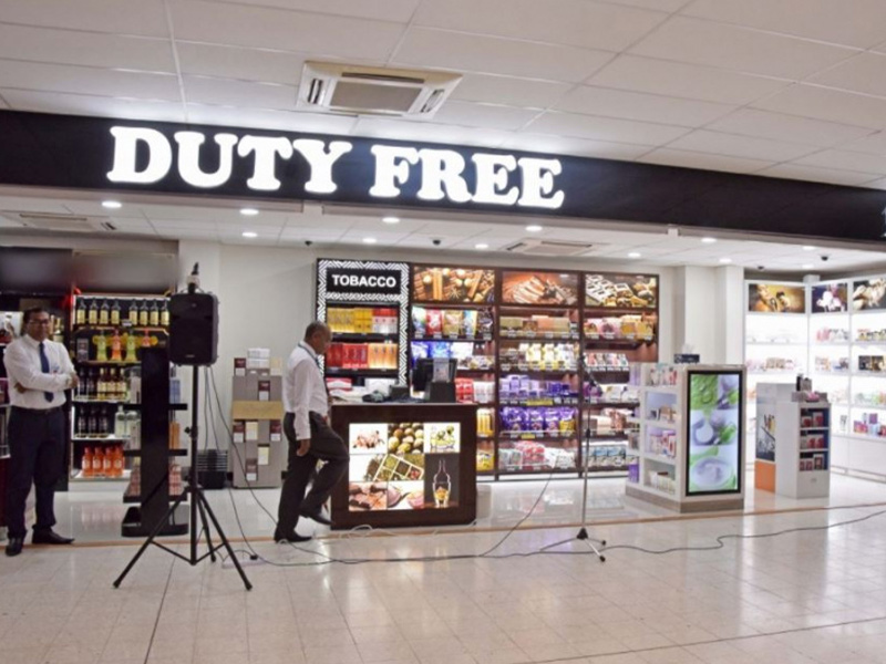 فروشگاه Duty-Free فرودگاه مالدیو - الی گشت