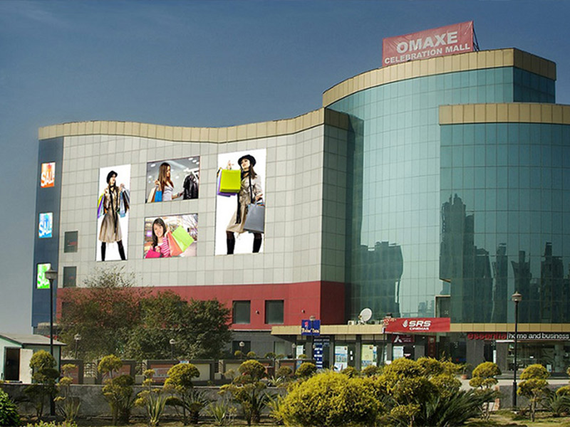 مرکز خرید سلبریشن اوماکس در آگرا