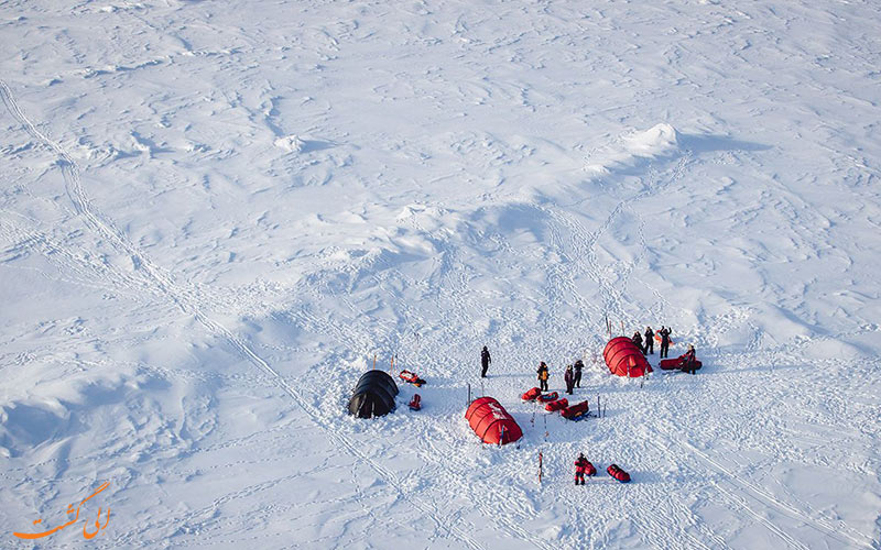 کمپ در قطب شمال