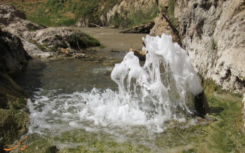 چشمه آب گرم هفت آباد ارومیه