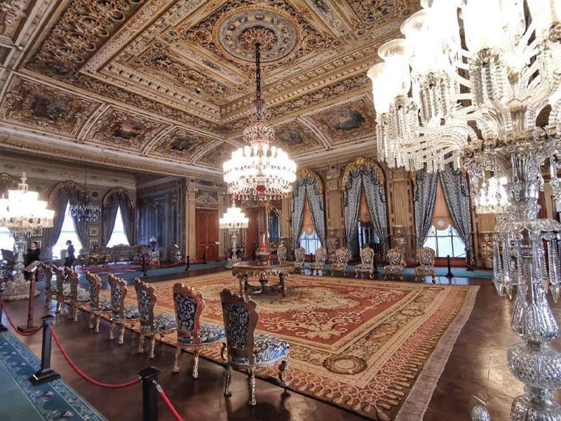 کاخ دولما باغچه