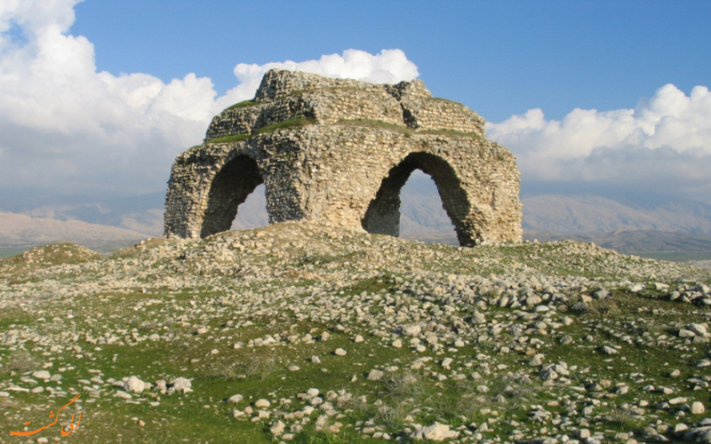 چهارطاقی کازرون