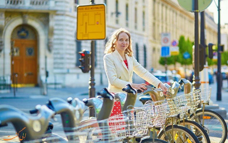 دوچرخه سواری در پاریس