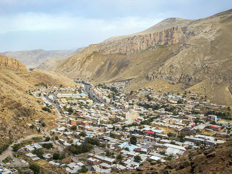 موقعیت جغرافیایی ماکو