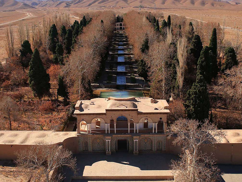 معماری باغ شازده ماهان - الی گشت