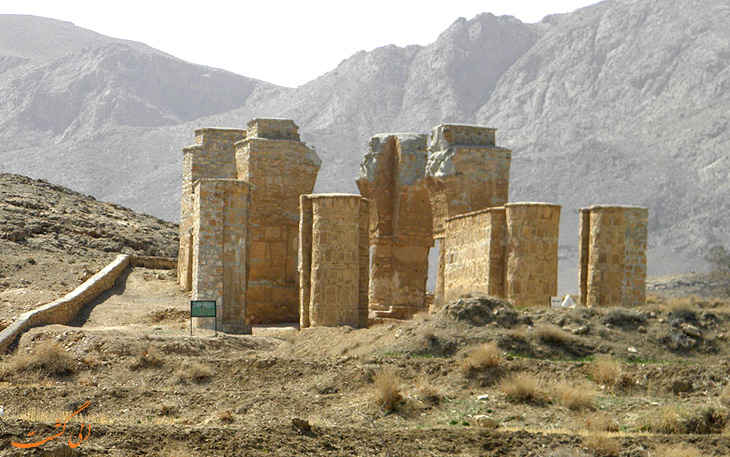 چارتاقی بتخانهٔ آتشکوه