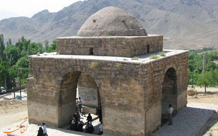 چهارتاقی نیاسر در کاشان