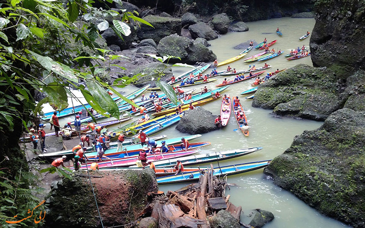 آبشار پاگسانجان در فیلیپین