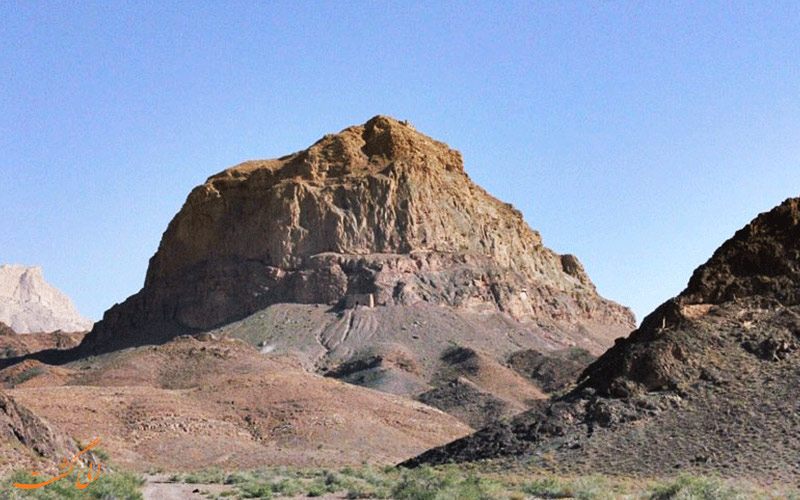 قلعه ی افسانه ای گردکوه