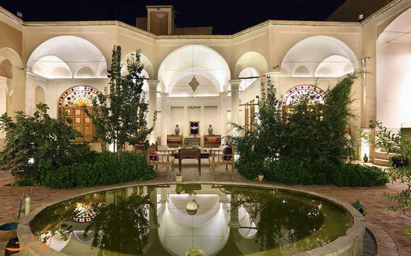 حیاط خانه مرشدی کاشان حیاط خانه مرشدی کاشان
