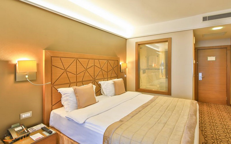 هتل 4 ستاره رامادا تکسیم در استانبول