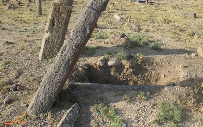 بررسی قبرستان پینه شلوار تبریز از نظر تاریخی