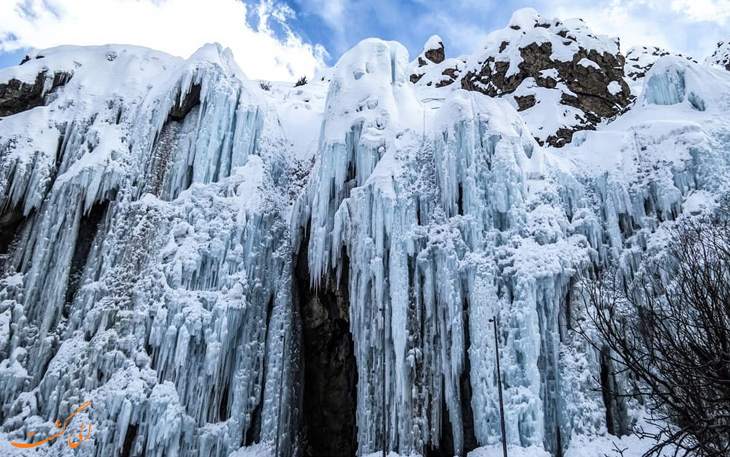 آبشار یخی هملون در میگون