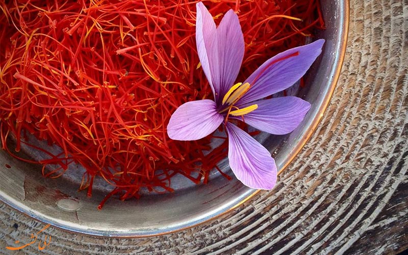 طلای سرخ؛ زعفران طلای سرخ؛ زعفران-سوغات مشهد