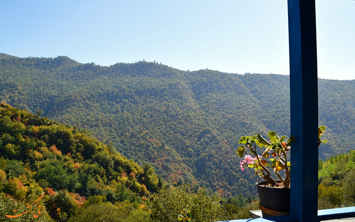 روستای-خاک-پیرزن
