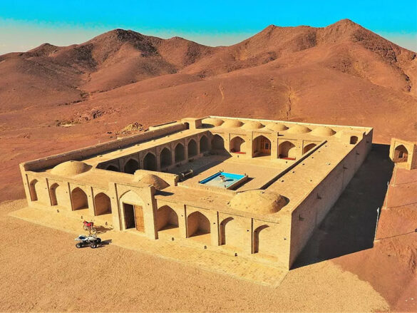 اقامتگاه های بومگردی کویری ایران