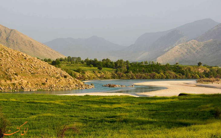 دشت سوسن در خوزستان دشت سوسن در خوزستان