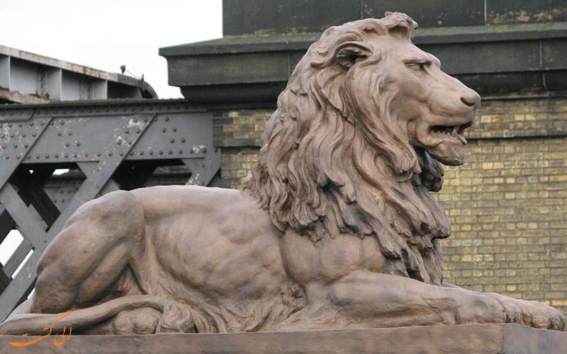 مجسمه ی شیرها | Statue of lions