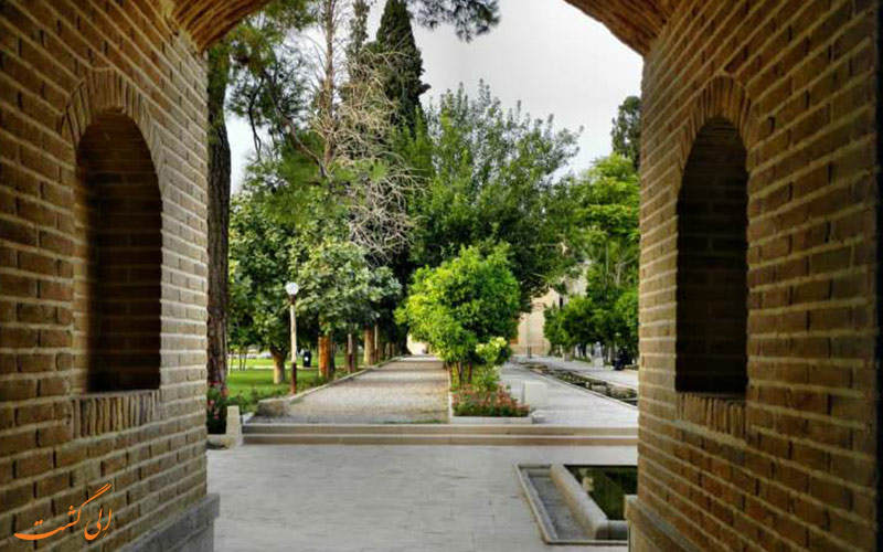 داخل باغ جهان نمای شیراز