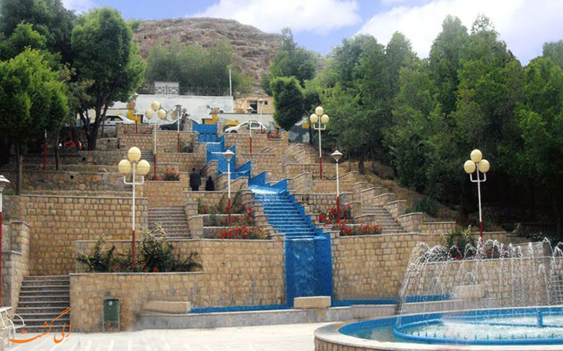 پارکی در شهر کرد