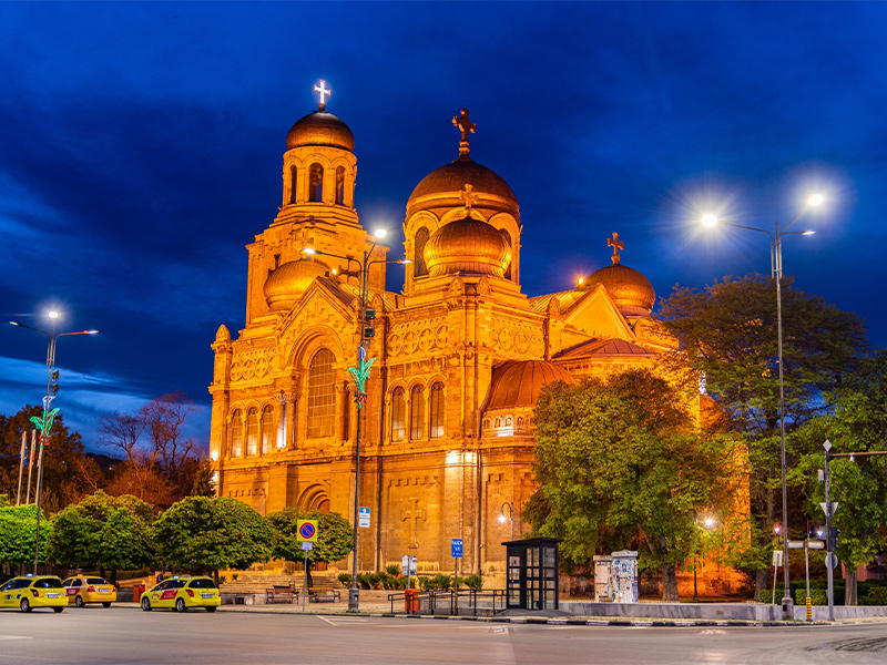کلیسای جامع وارنا