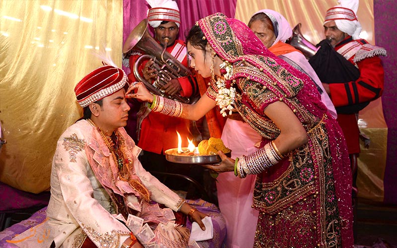 مراسم های عروسی و خال قرمز-خصوصیات اخلاقی مردم هند