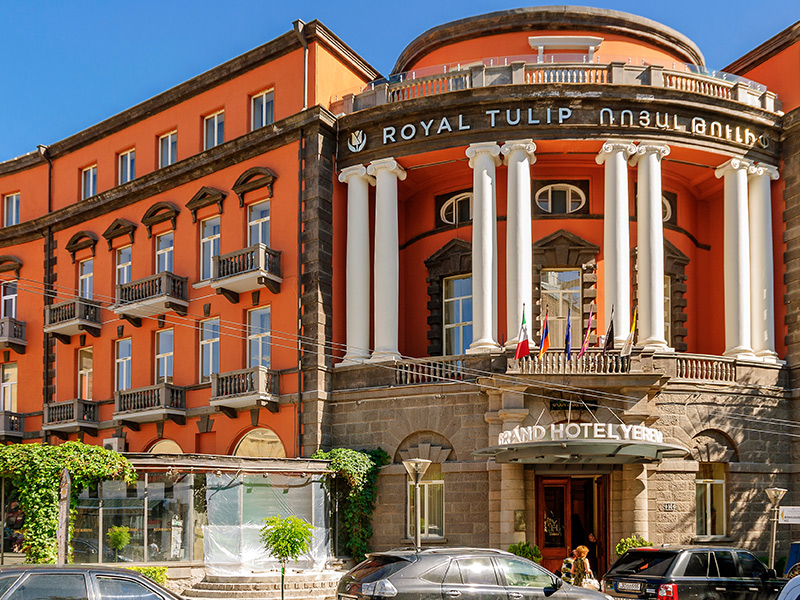 هتل گرند ایروان - هتل های ۵ ستاره ارمنستان - الی گشت