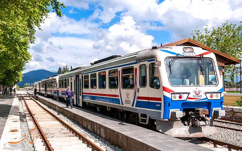 روش های سفر به ترکیه با قطار از تهران و تبریز