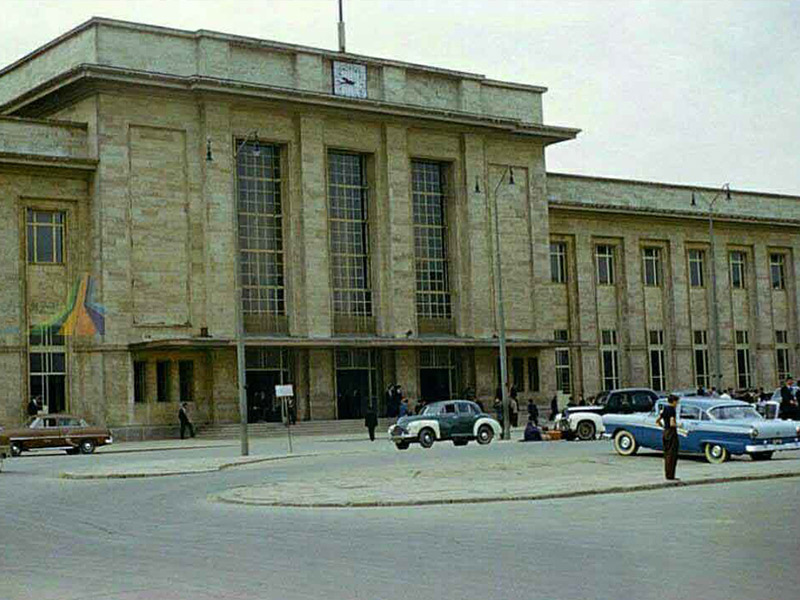 تاریخچه ایستگاه راه آهن تهران - الی گشت