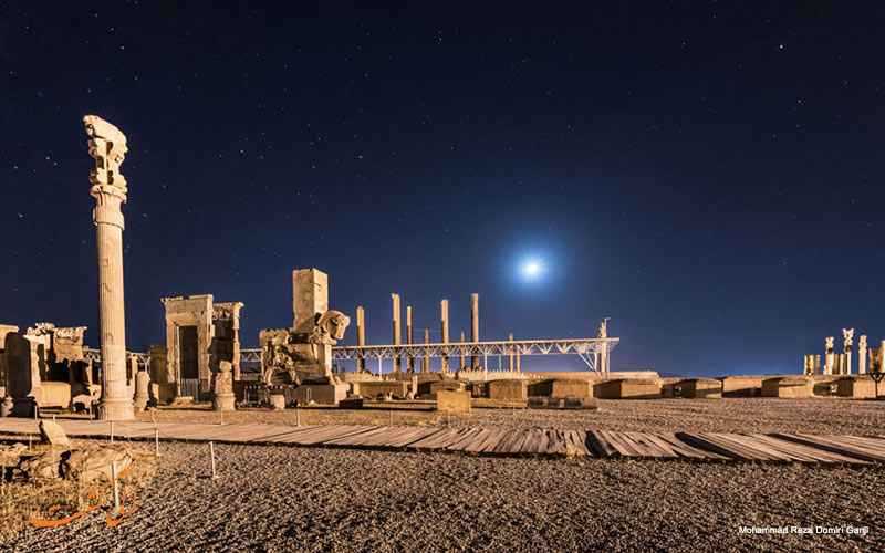 http-_cdn.cnn_.com_cnnnext_dam_assets_160210133856-persepolis-night-2.jpg