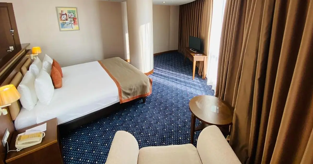 هتل Parkside Hotel & Apartments