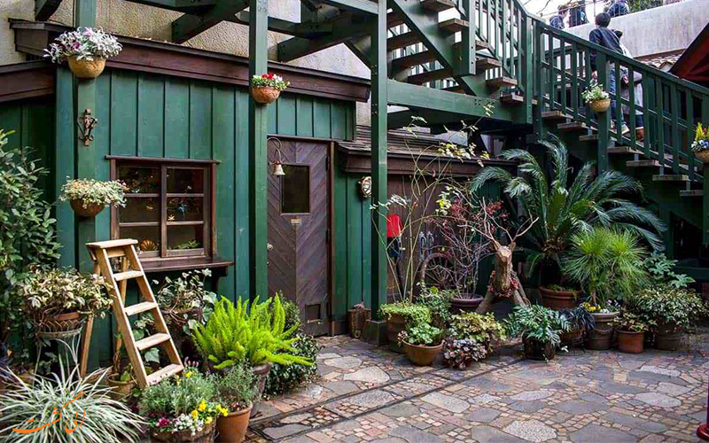 نمایی از داخل موزه Ghibli