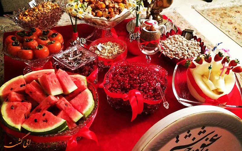 تصویری زیبا از سفرهی شب یلدا تصویری زیبا از سفرهی شب یلدا