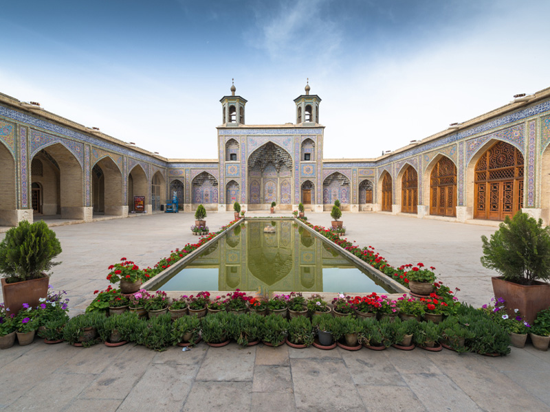 مسجد نصیرالملک کجاست - الی گشت