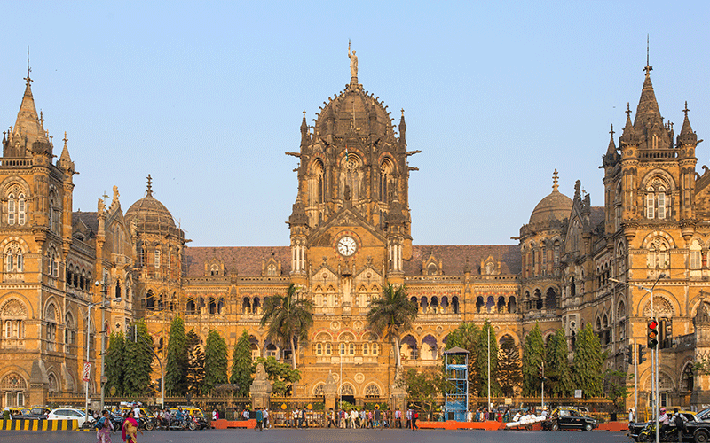 ایستگاه چاتراپاتی در بمبئی
